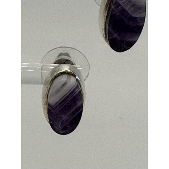 Vintage Chevron Amythest Sterling Silver Oval Post Earrings .75 Inch - Picture 3 of 8